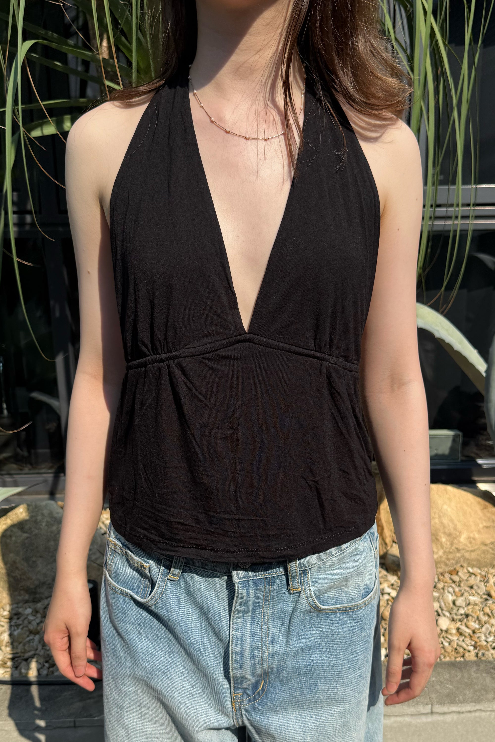 Livy Halter Neck Top – Brandy Melville Online Japan
