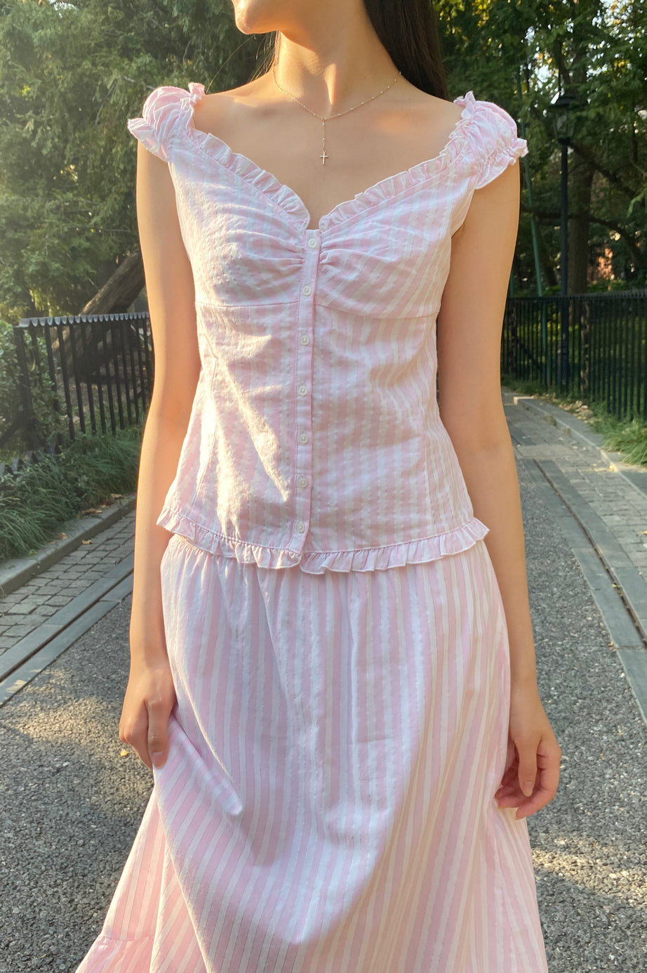 Elena Plaid Top – Brandy Melville Online Japan