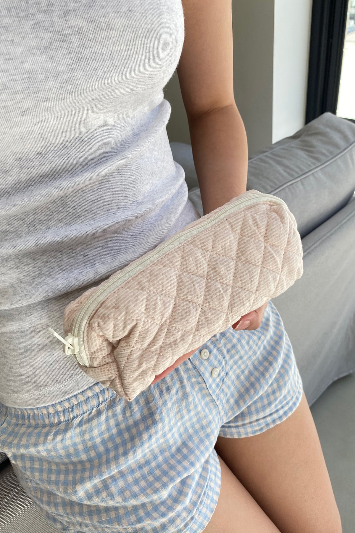 Striped Beauty Case – Brandy Melville Online Japan