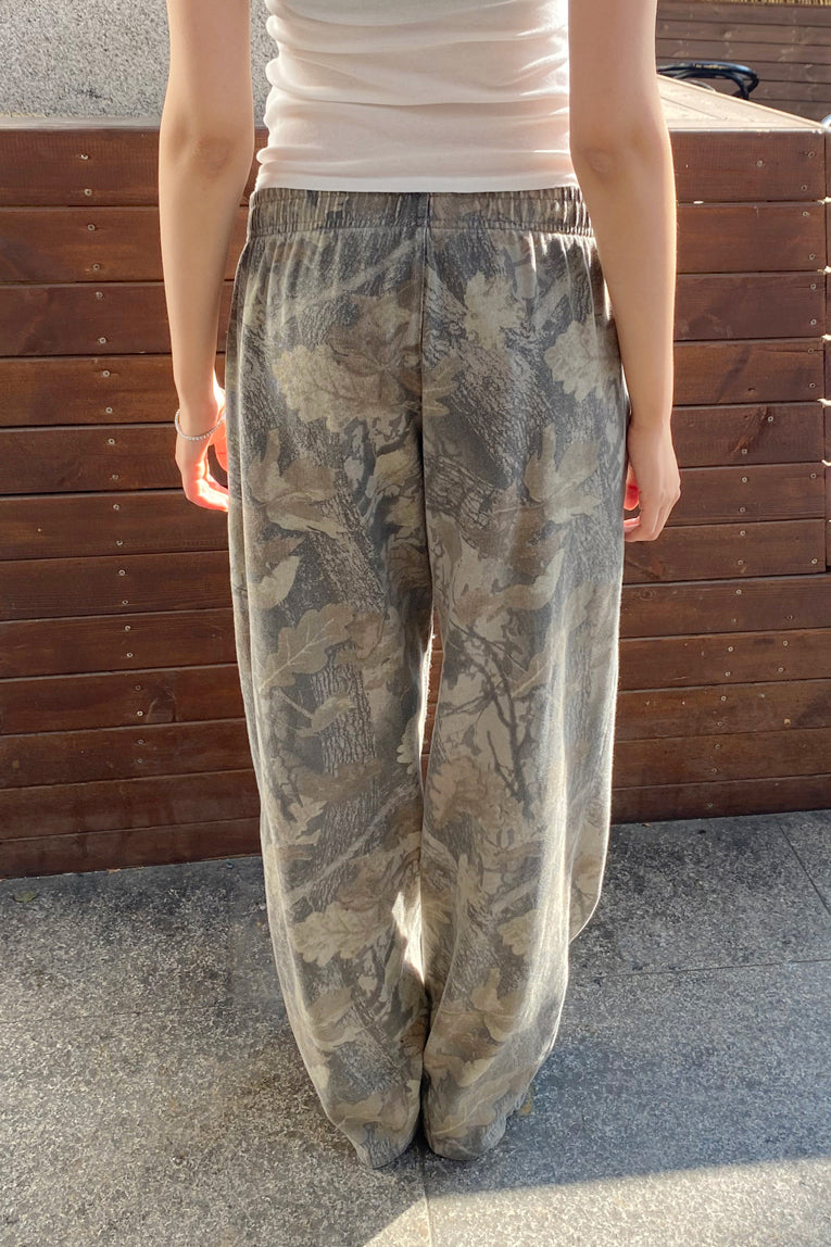 Anastasia Camouflage Sweatpants | 