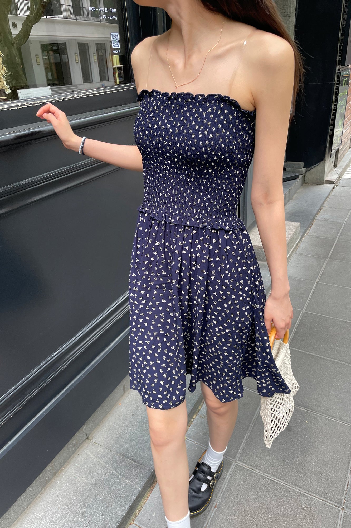 blue floral dress brandy melville Light blue flower print brandy melville amara dress