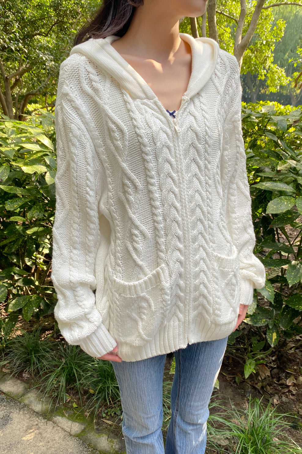 White / Oversize Fit