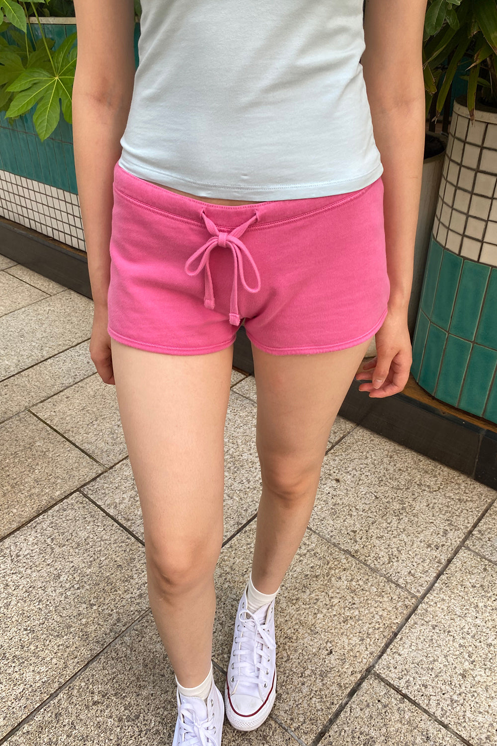 Emery Sweatshorts | Fuchsia / XS/S
