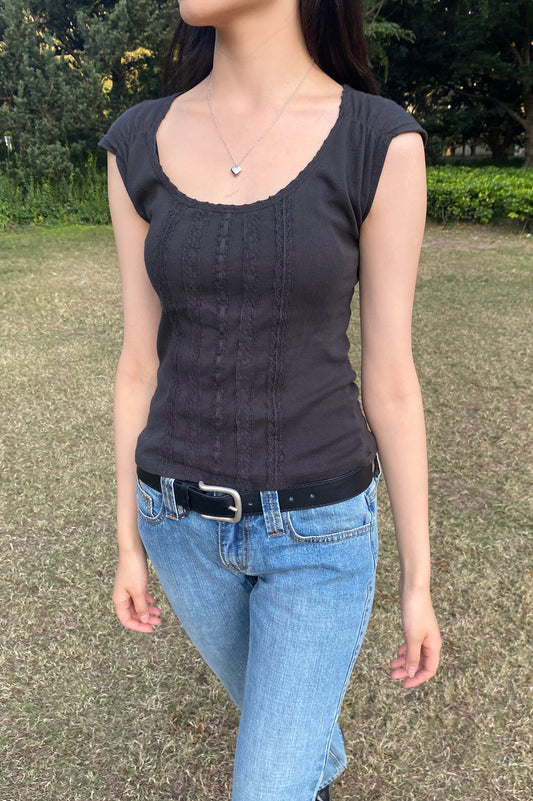Starla Scalloped Top