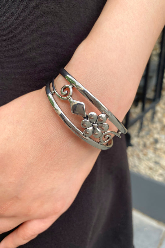 Rigid Bracelet