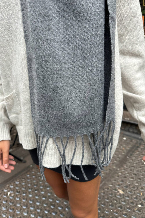 Tassel Scarf | Grey