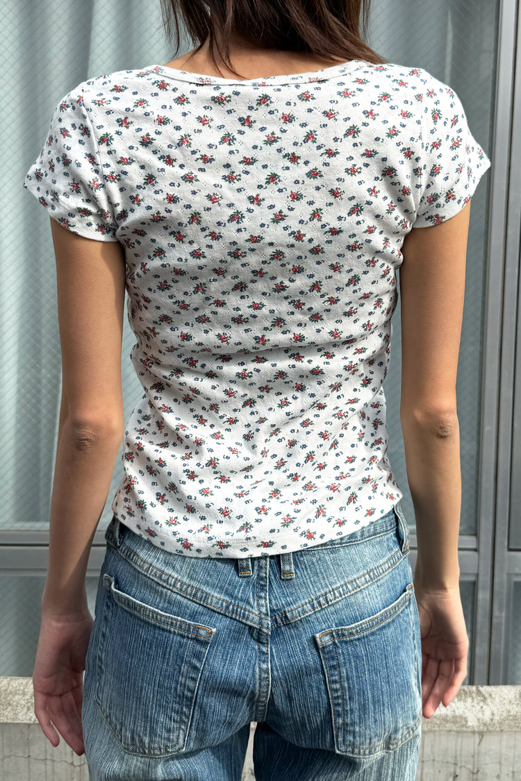 Zelly Floral Eyelet Top – Brandy Melville Online Japan