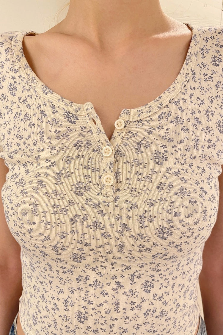 Zelly Floral Top | Ivory With Light Blue Floral / S