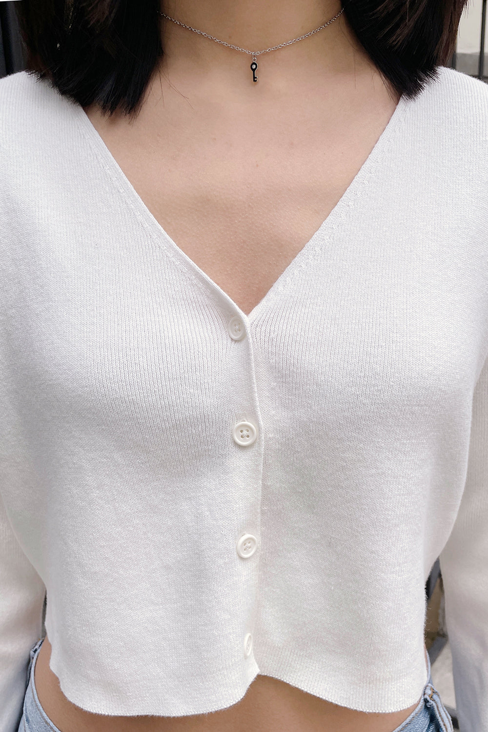 Brandy Melville White Athelia Knit Cropped Long Sleeve Cardigan